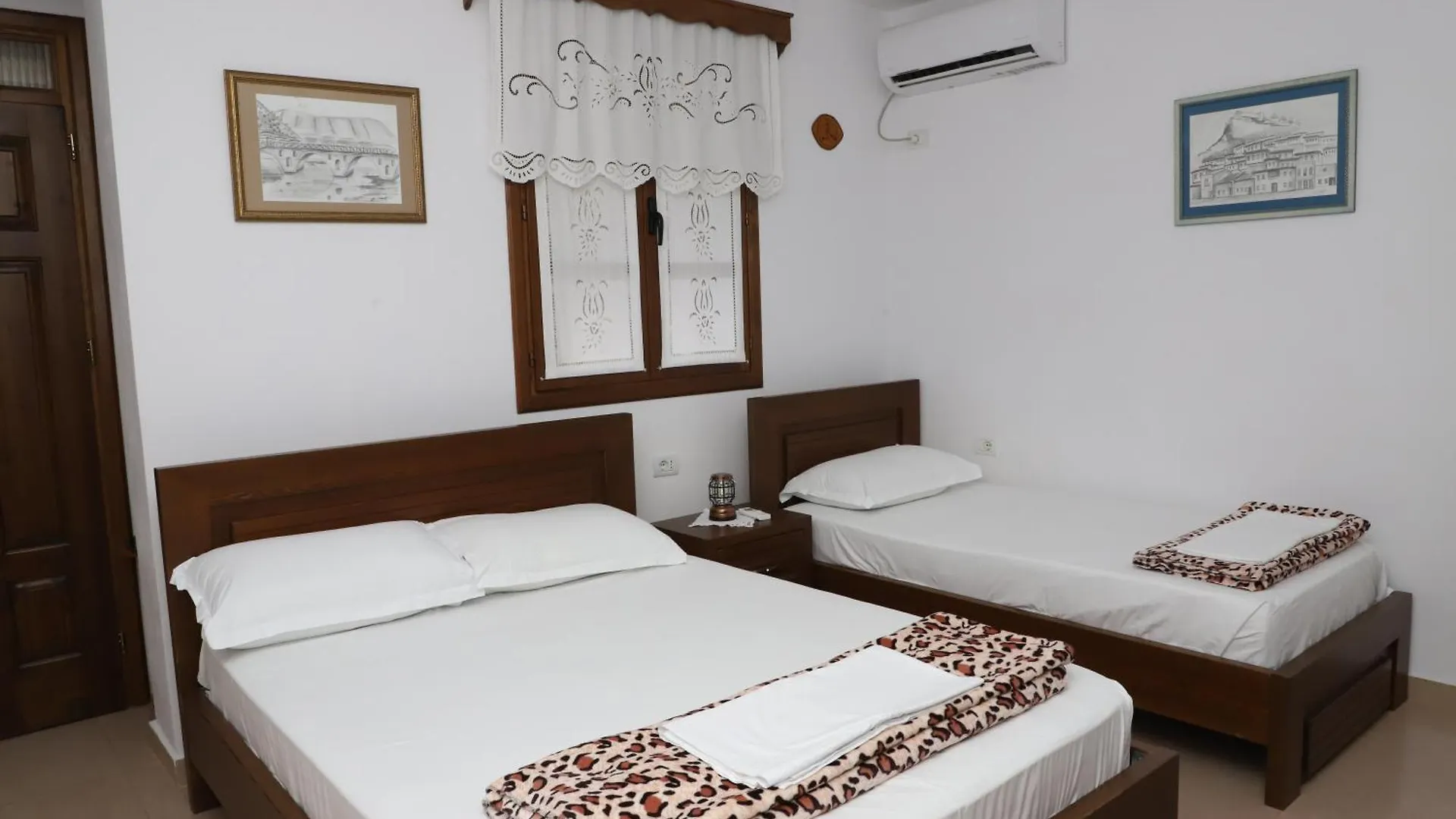 Apartment Altin In Old Town Berat Albania