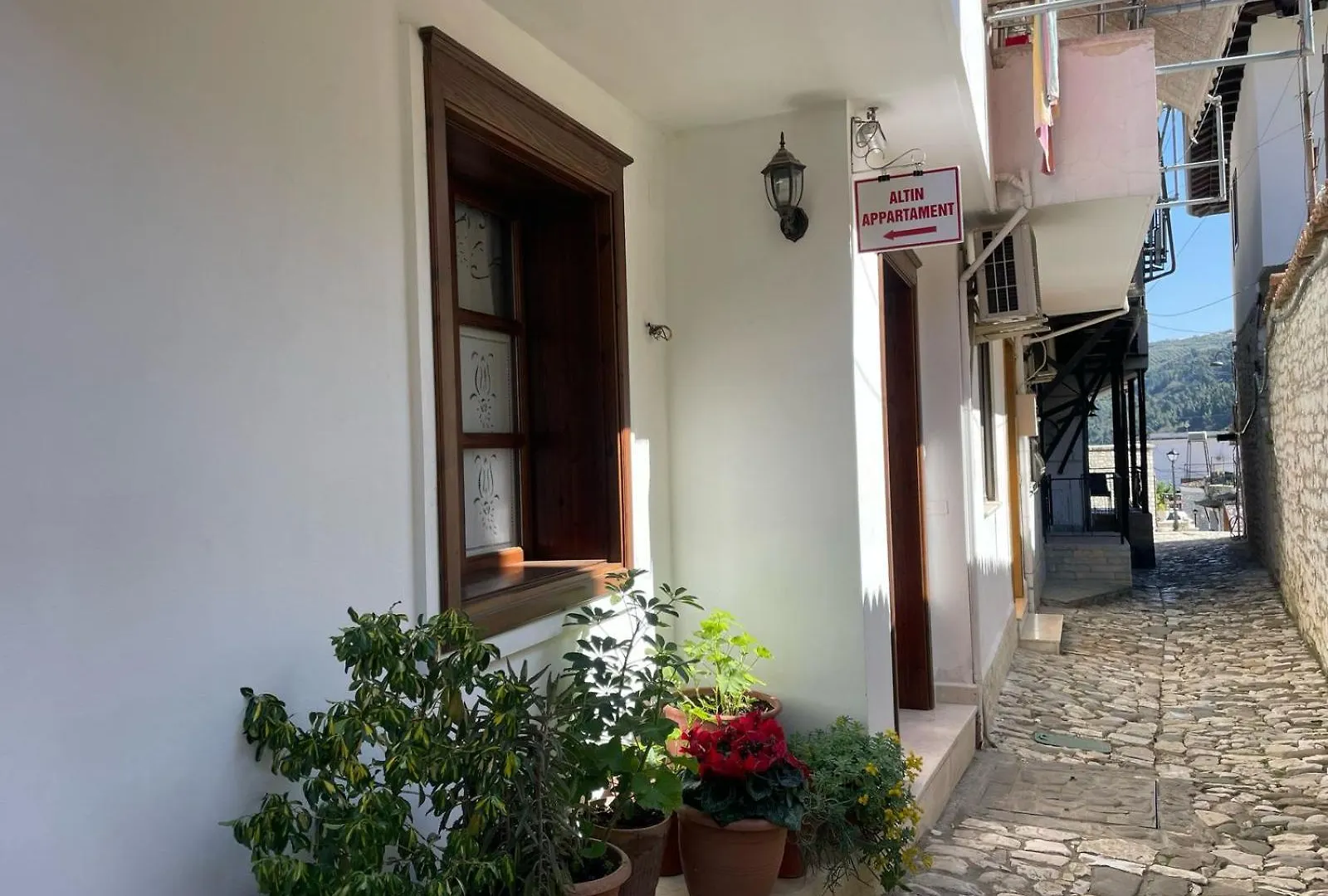 Apartment Altin In Old Town Berat