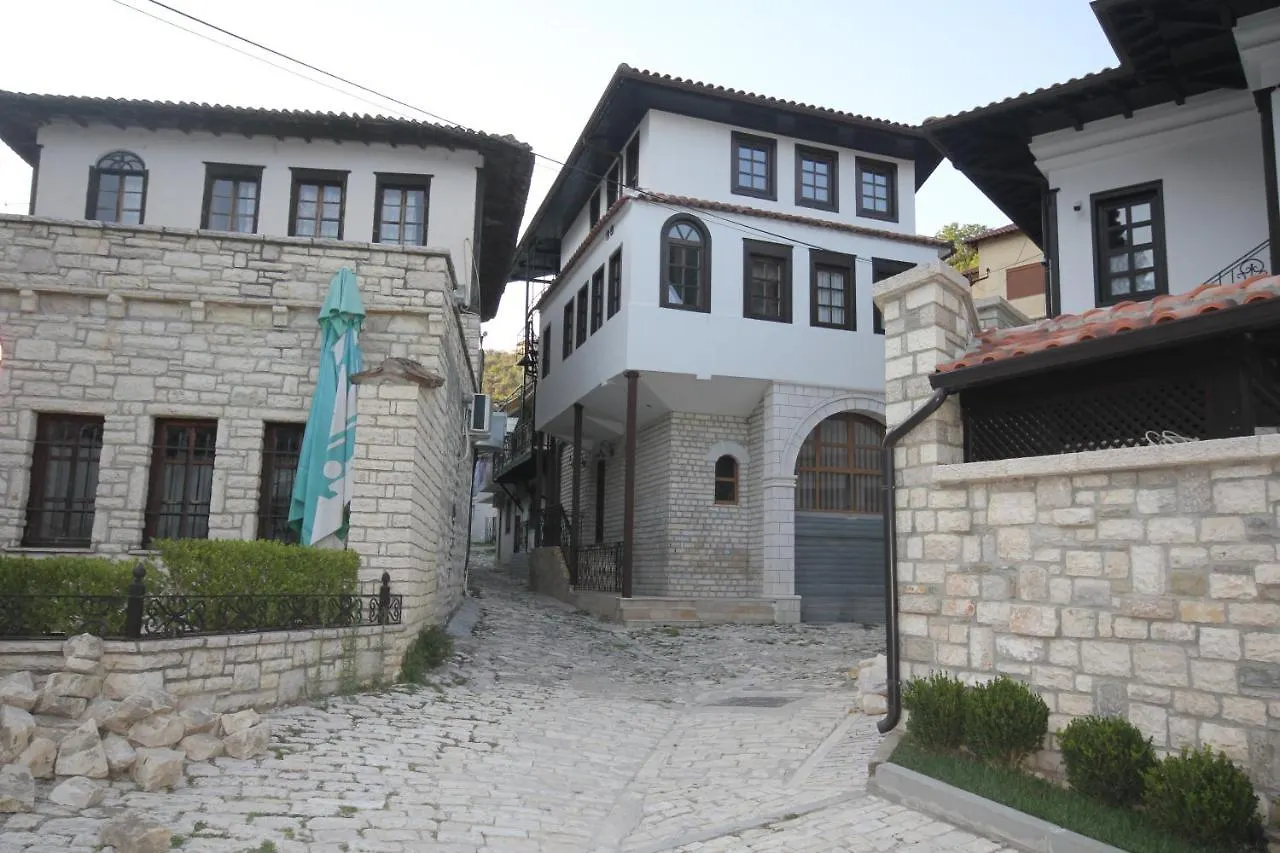 Apartment Altin In Old Town Berat